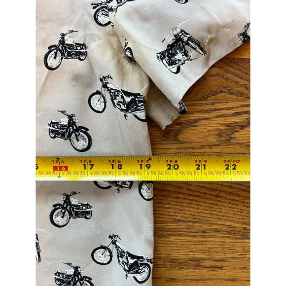 EQUIPMENT Femme Gray Silk Motorcycle Short Sleeve Shirt Top  Women's Size Small - Picture 9 of 9